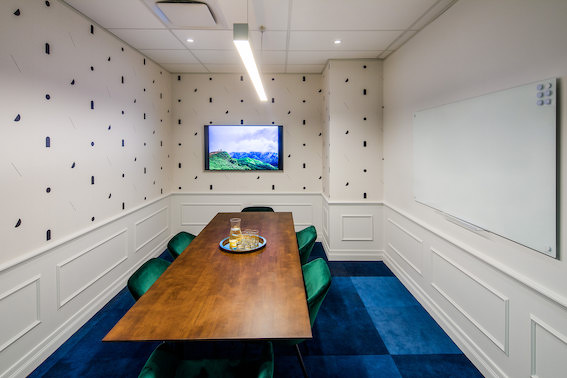 5 Seater Meeting Room
